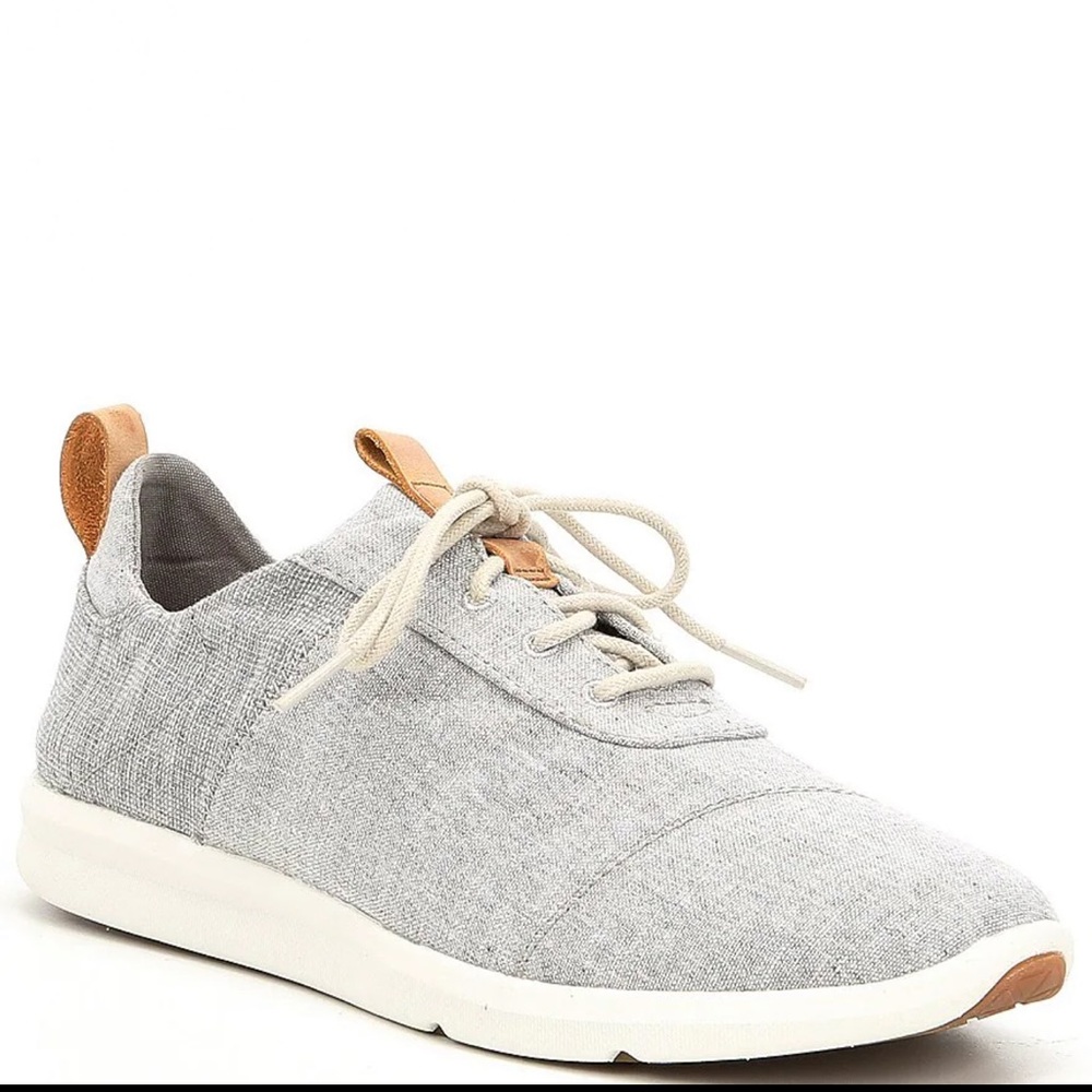 Tom’s Cabrillo Canvas Lace Up Sneaker- NEVER WORN